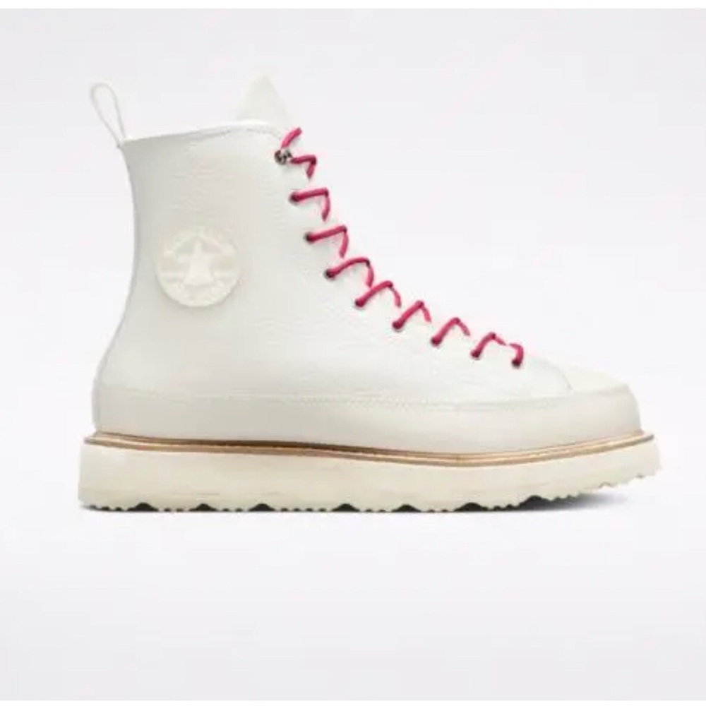 Converse. Platform boots hi tops boots Converse crafted white leather boot
